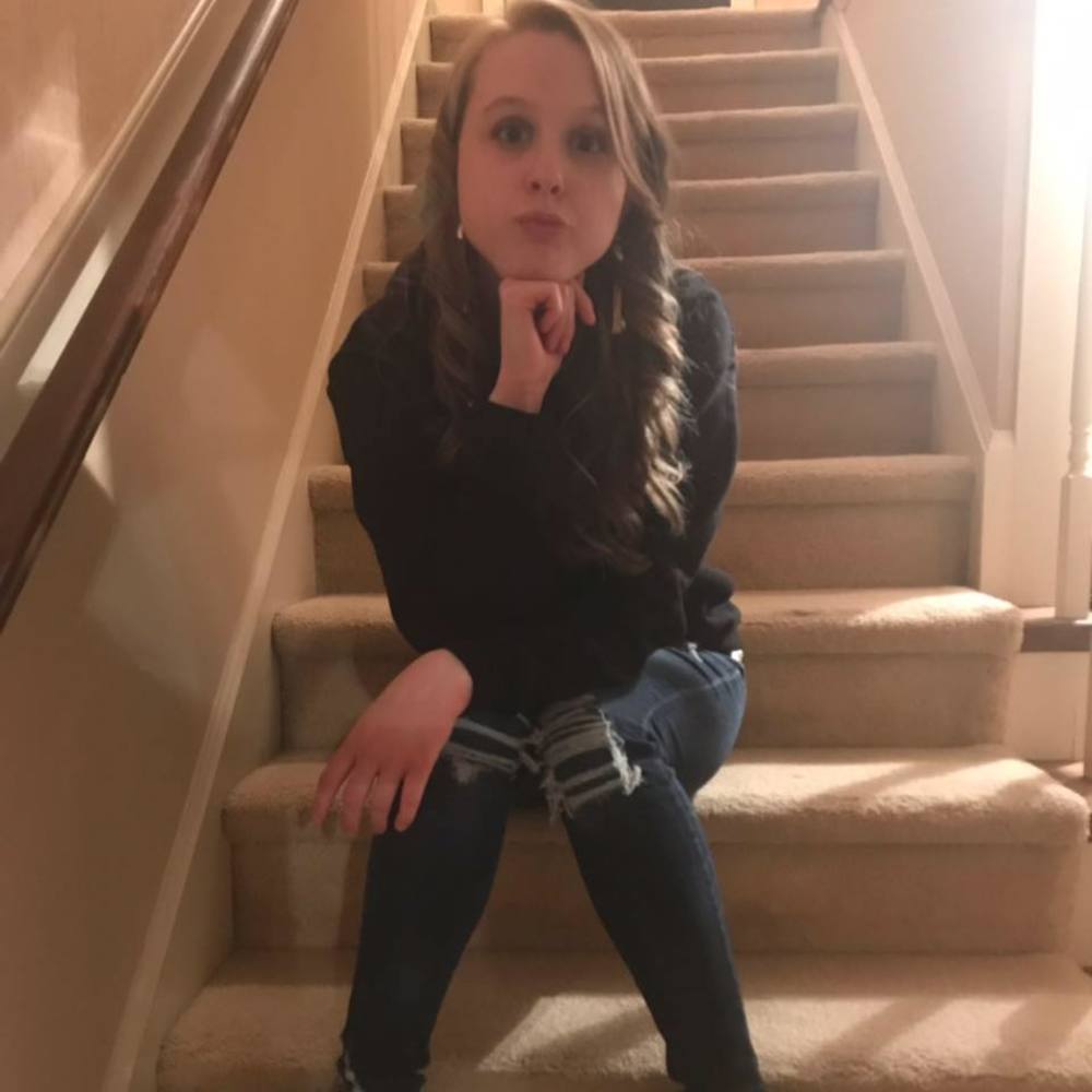 Meet your Posher, Alyssa